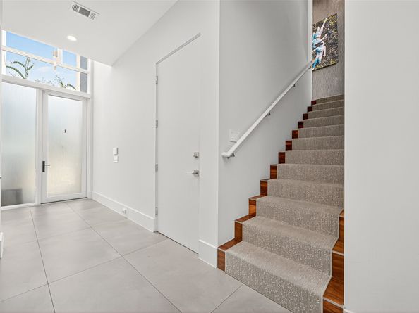 211 Stratford Street, Houston TX 77006