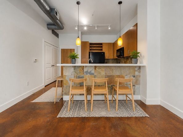 1901 Post Oak Boulevard 1405, Houston TX 77056