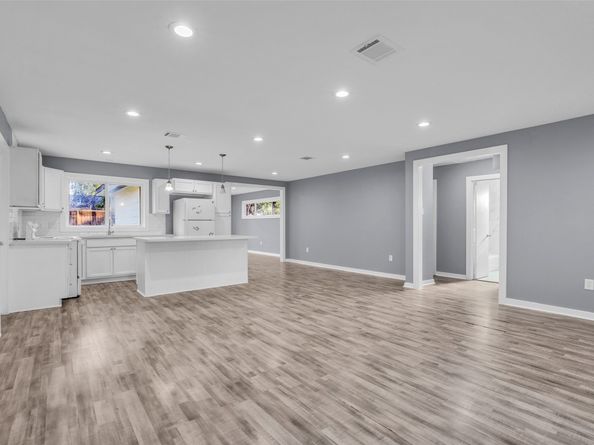 6930 Neff Street, Houston TX 77074
