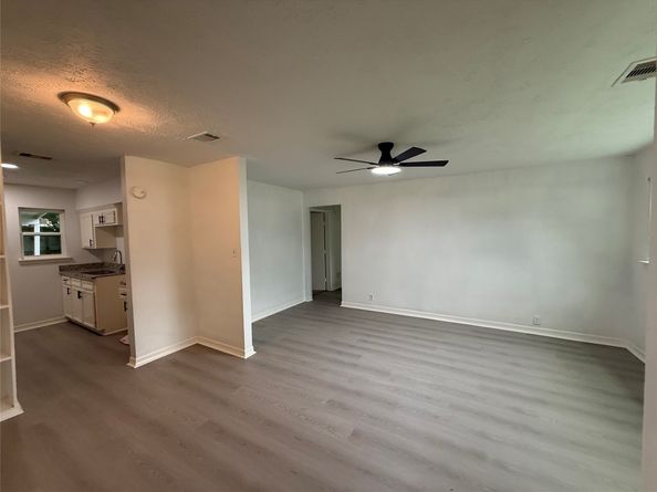 10205 Sierra Drive, Houston TX 77051