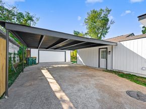 1609 N Pacific Street, Conroe TX 77301