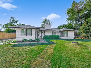 1609 N Pacific Street, Conroe TX 77301
