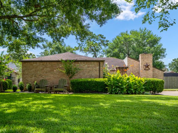 20311 Lake Sherwood Drive, Katy TX 77450
