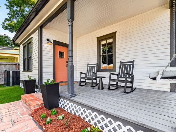 904 Arlington Street, Houston TX 77008
