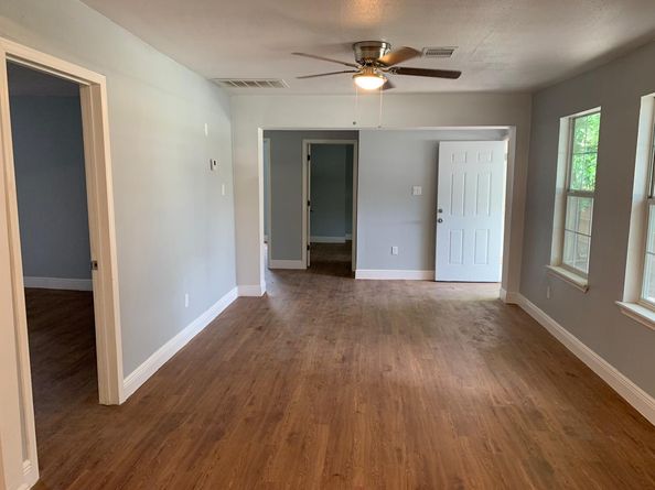 502 Hahlo Street, Houston TX 77020