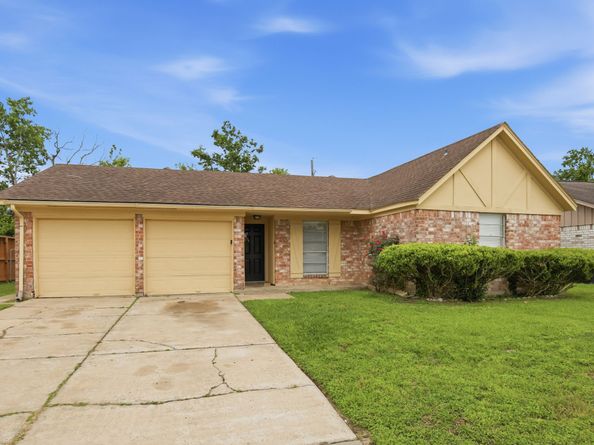 15119 Bathurst Drive, Houston TX 77053