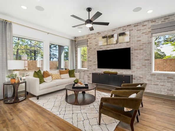 405 Kinley Oaks Drive, Houston TX 77079