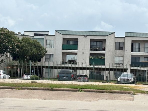 2818 S Bartell Drive 29, Houston TX 77054