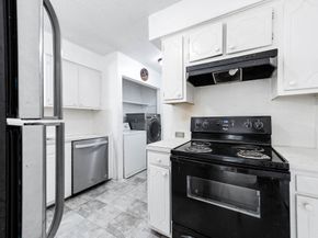 6405 Westward Street 72, Houston TX 77081