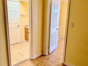 7047 Bissonnet Street 32, Houston TX 77074