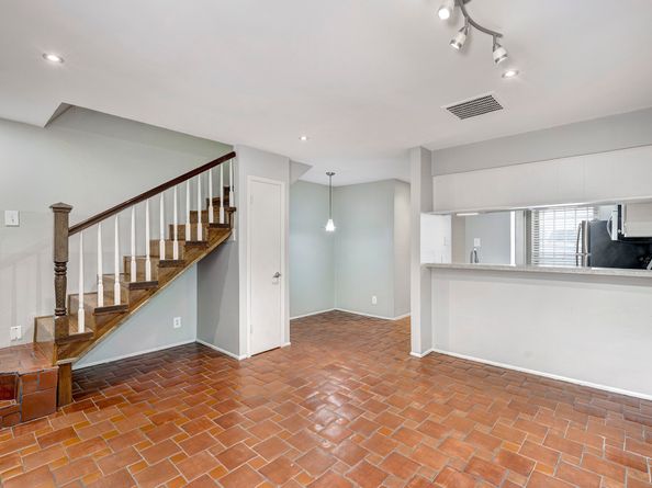 1205 Autrey Street 15, Houston TX 77006
