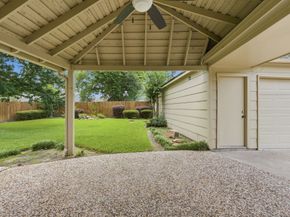 5306 Dana Leigh Drive, Houston TX 77066