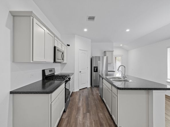 5710 Vintage Oakmont Drive, Spring TX 77373