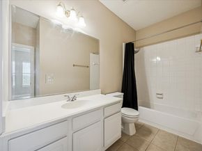 5208 Blossom Street 5, Houston TX 77007