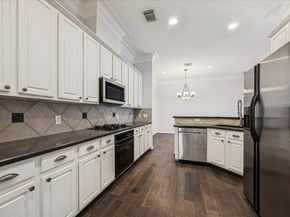 5208 Blossom Street 5, Houston TX 77007