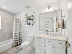 1741 Banks Street, Houston TX 77098