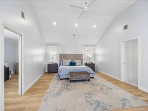 1741 Banks Street, Houston TX 77098