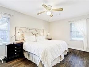 1914 Viking Drive, Houston TX 77018