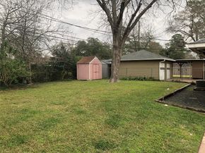 1914 Viking Drive, Houston TX 77018