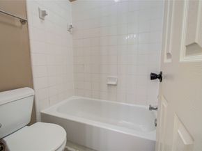 4731 Silverlake Drive, Sugar Land TX 77479