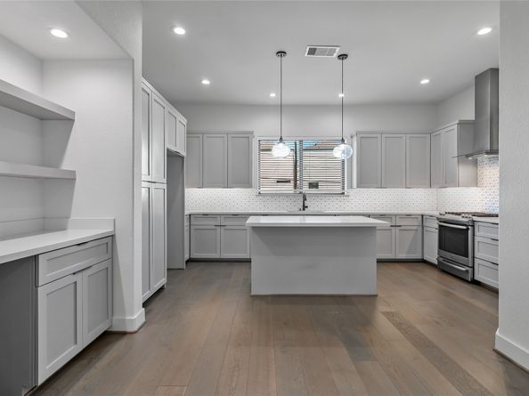 4231 Allen Street, Houston TX 77007