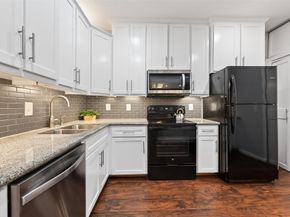 2100 Tanglewilde Street 740, Houston TX 77063