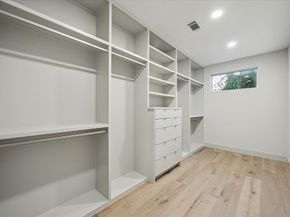 2129 Quenby Street, Houston TX 77005