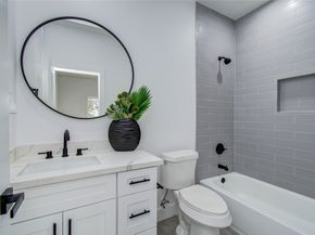 5024 Winnetka Street B, Houston TX 77021