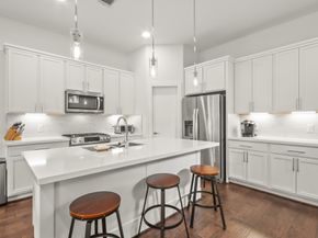 2405 Freeman Street, Houston TX 77009