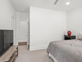 2405 Freeman Street, Houston TX 77009