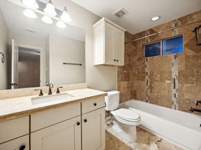 5407 Lillian Street, Houston TX 77007