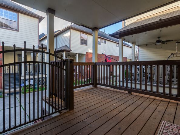 1424 W 24th Street, Houston TX 77008