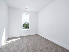 1515 Euel Street, Houston TX 77009