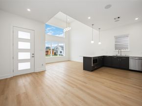 422 E 41 Street, Houston TX 77022