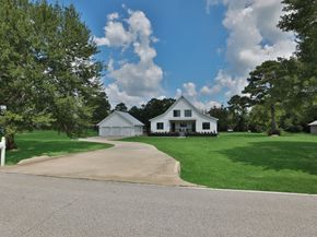 1400 Hicks Street, Tomball TX 77375