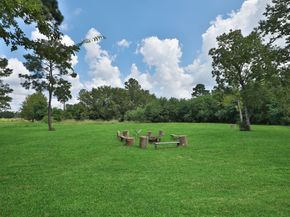 1400 Hicks Street, Tomball TX 77375