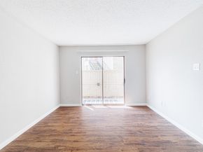 2750 Holly Hall Street 1216, Houston TX 77054