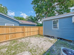 6715 Victoria Street, Houston TX 77020