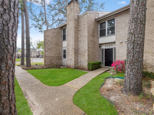 2103 Lake Village Drive, Houston TX 77339