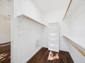 9026 Lakes At 610 Drive, Houston TX 77054