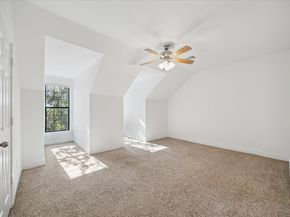 9026 Lakes At 610 Drive, Houston TX 77054