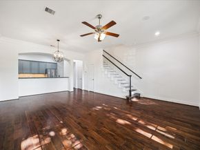 9026 Lakes At 610 Drive, Houston TX 77054