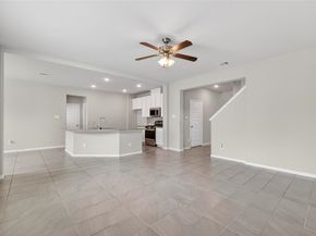 2903 Painted Sunrise Trail, Houston TX 77045