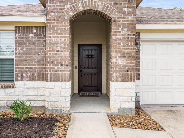 2286 Strong Horse Drive, Conroe TX 77301