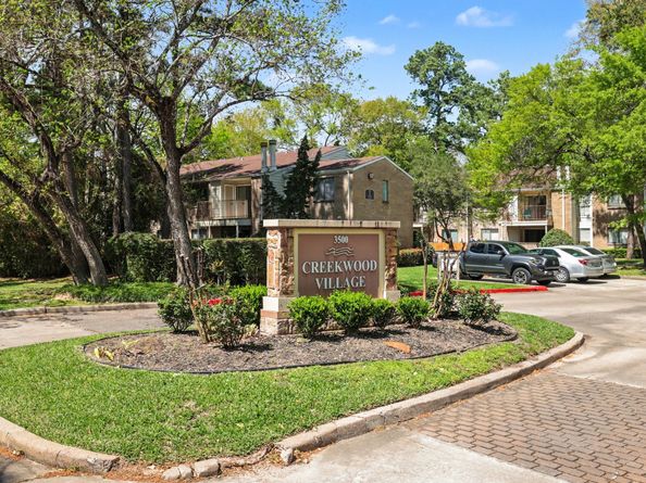 3500 Tangle Brush Drive 83, The Woodlands TX 77381