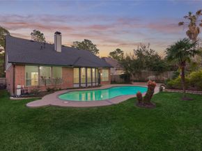 168 Bristol Bend Circle, The Woodlands TX 77382