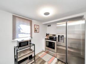 12 Stiles Street, Houston TX 77011