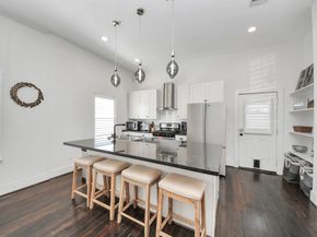 12 Stiles Street, Houston TX 77011