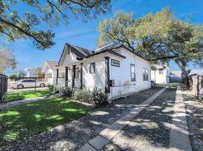 12 Stiles Street, Houston TX 77011