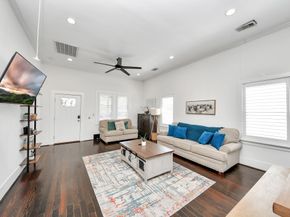 12 Stiles Street, Houston TX 77011